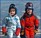 Picture of two children in ski gear
